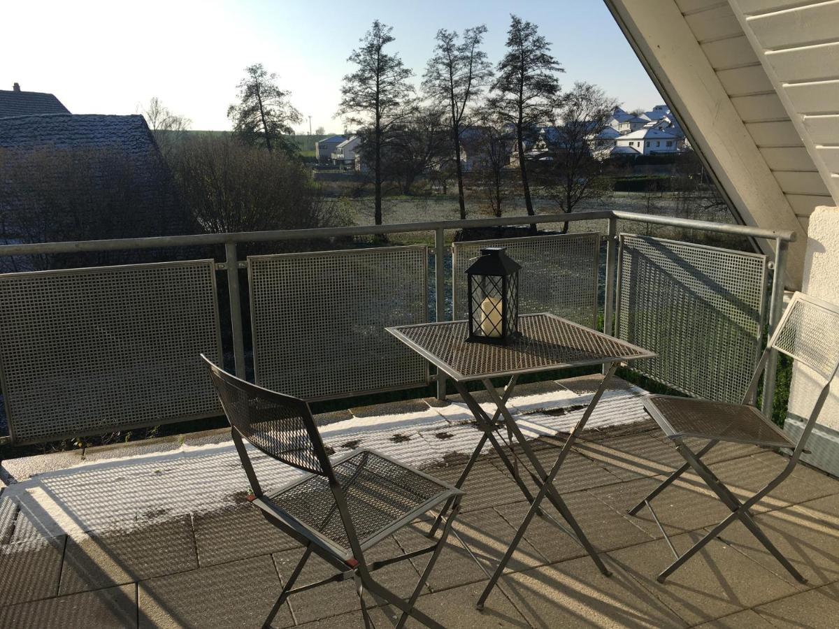 Sonnige Wohnung Mit Balkon Eppingen Exterior foto
